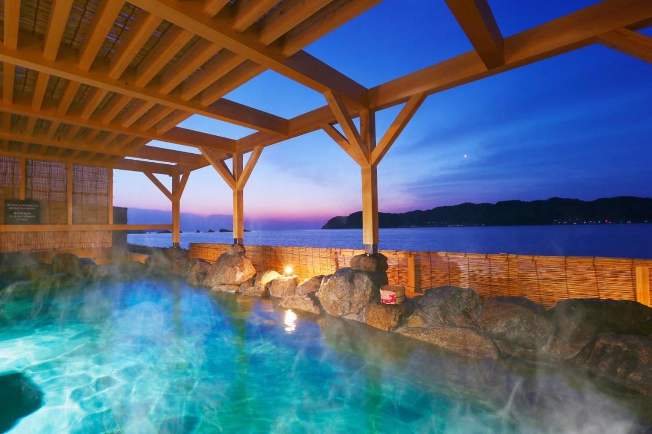 Ooedo Onsen Monogatari Nanki Kushimoto Hotel Exterior foto