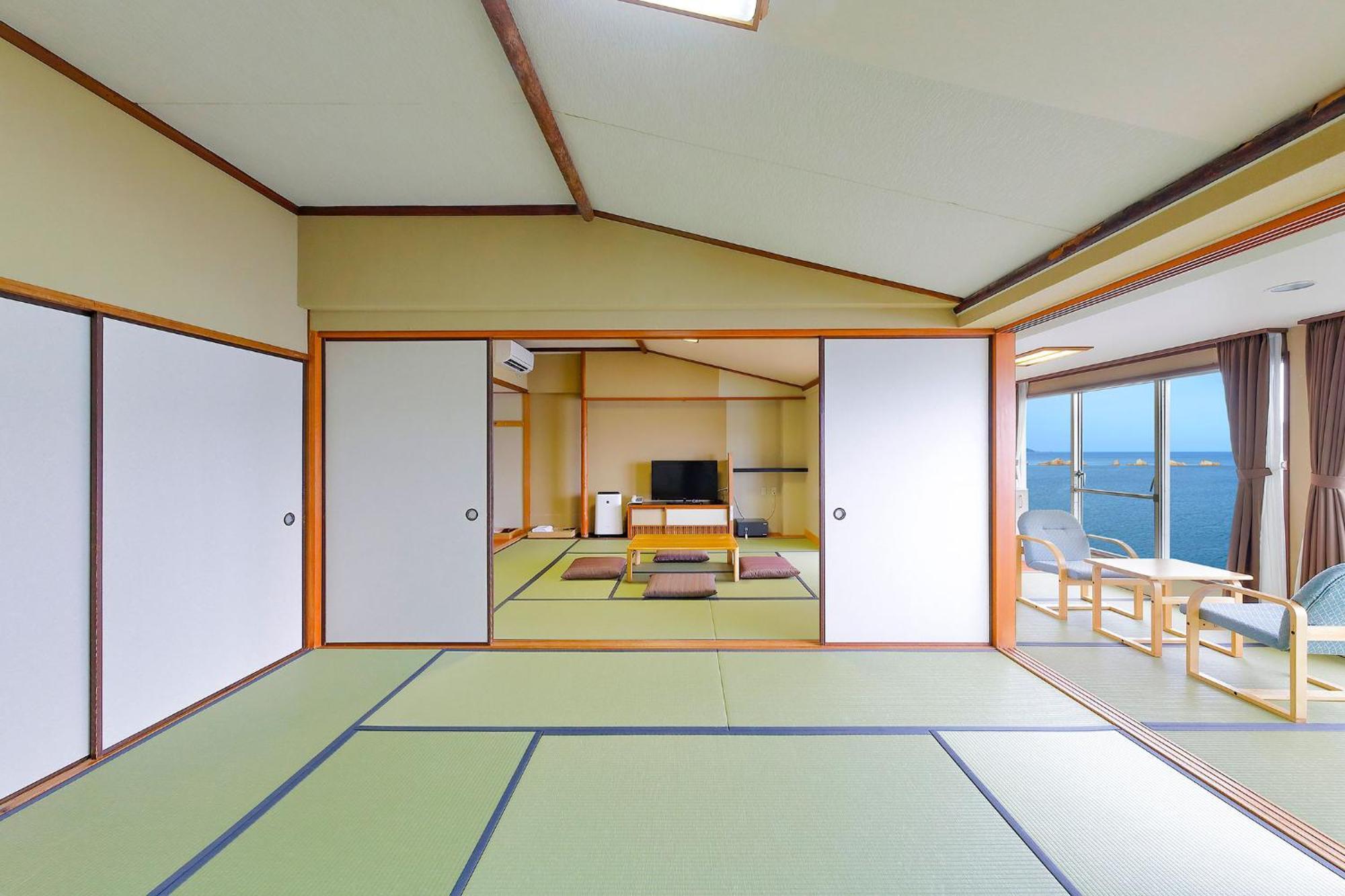 Ooedo Onsen Monogatari Nanki Kushimoto Hotel Exterior foto